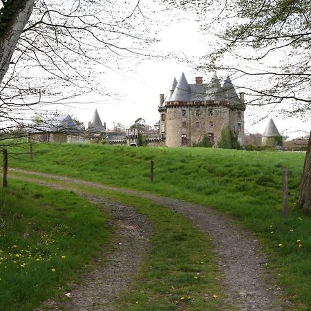 Hotel De La Gare Dol-de-Bretagne Exteriér fotografie