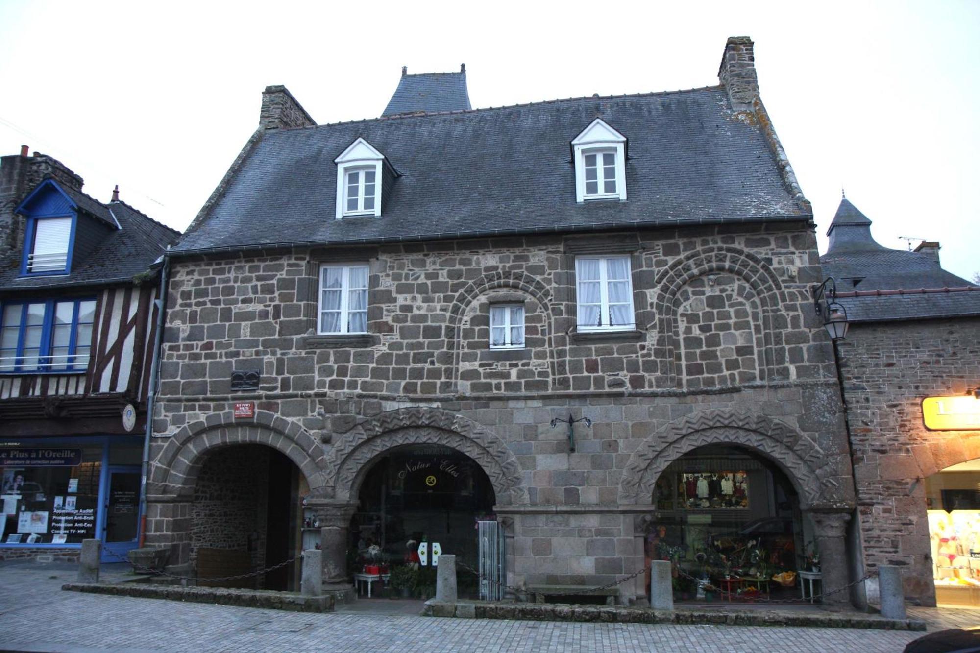 Hotel De La Gare Dol-de-Bretagne Exteriér fotografie
