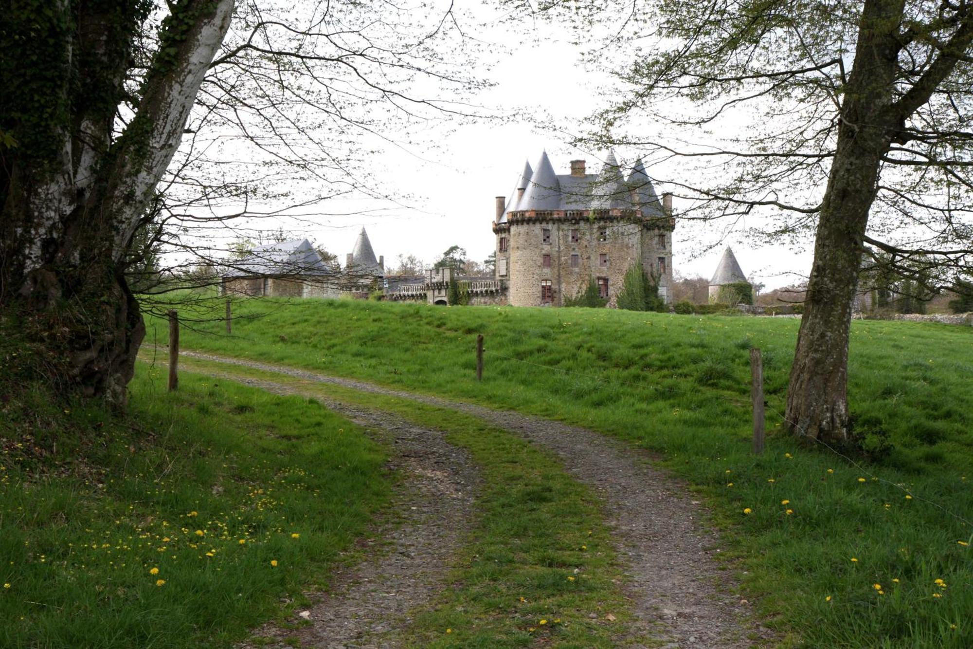 Hotel De La Gare Dol-de-Bretagne Exteriér fotografie